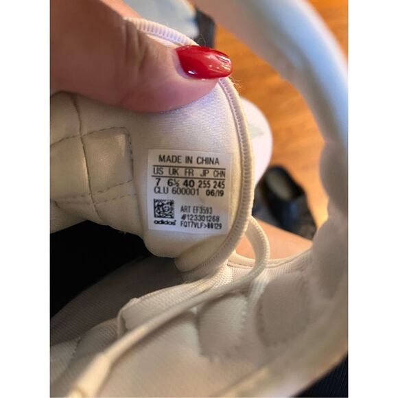 Adidas James Harden B/E Sneakers 7Y EUC - Picture 8 of 8